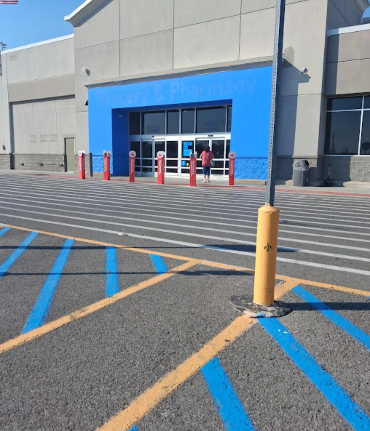 a-walmart-supercenter-parking-section-1-acre a-walmart-supercenter-parking-section-1-acre